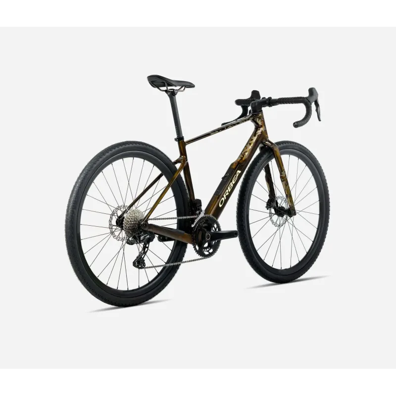 Orbea rower gravelowy TERRA M30 TEAM S Caramel Carbon — Bok — strona lewa