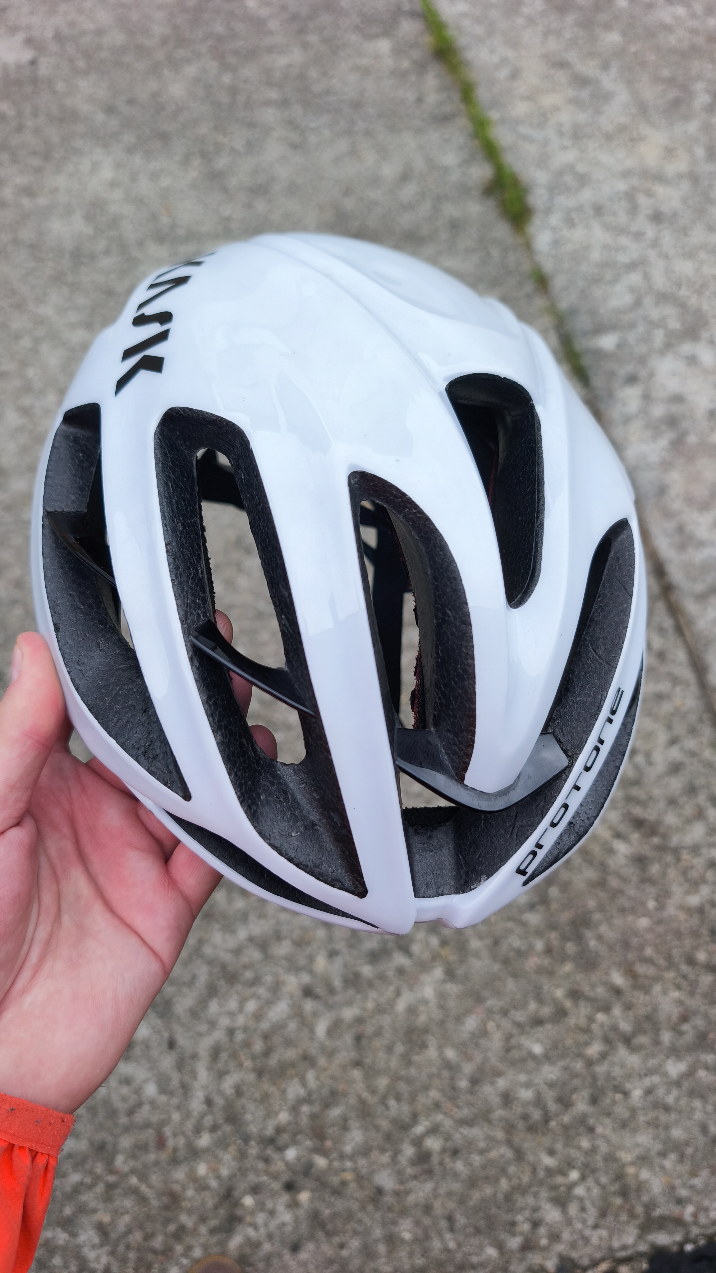 Kask Protone Biały L 59-62cm
